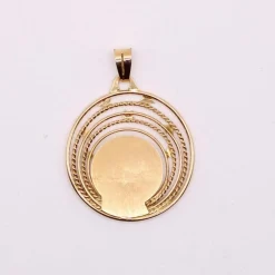 Pendentif Médaille de la Vierge voilée sous un ciel étoilé