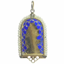 Pendentif Médaille Marie Diamants et émail plique-à-jour