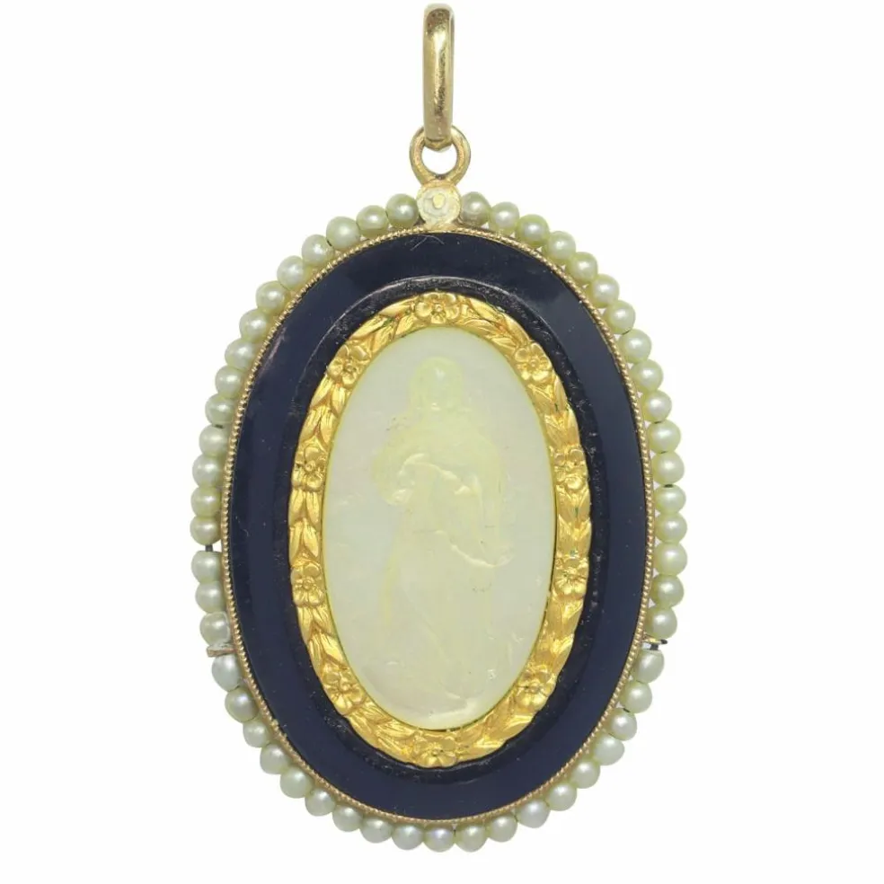 Pendentif Médaille Marie nacre onyx et perles de rocaille
