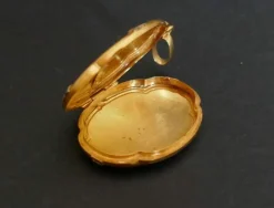 Pendentif médaillon Porte photo, Diamant Taille Rose Et Perles