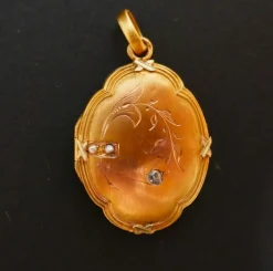 Pendentif médaillon Porte photo, Diamant Taille Rose Et Perles