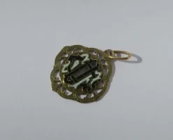 Pendentif monogramme ajouré émail or