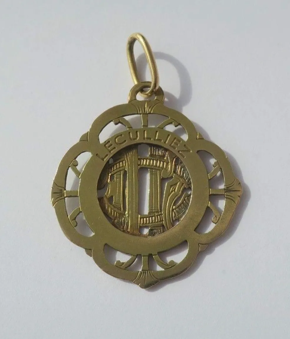 Pendentif monogramme ajouré émail or