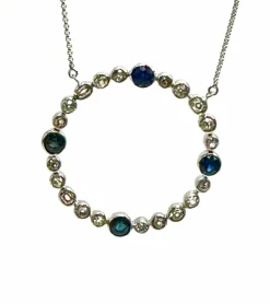 Pendentif or blanc diamants, saphirs