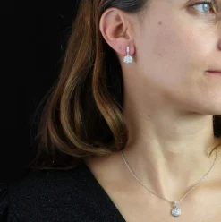 Pendentif or blanc diamants et sa chaine
