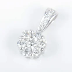Pendentif or blanc et diamants