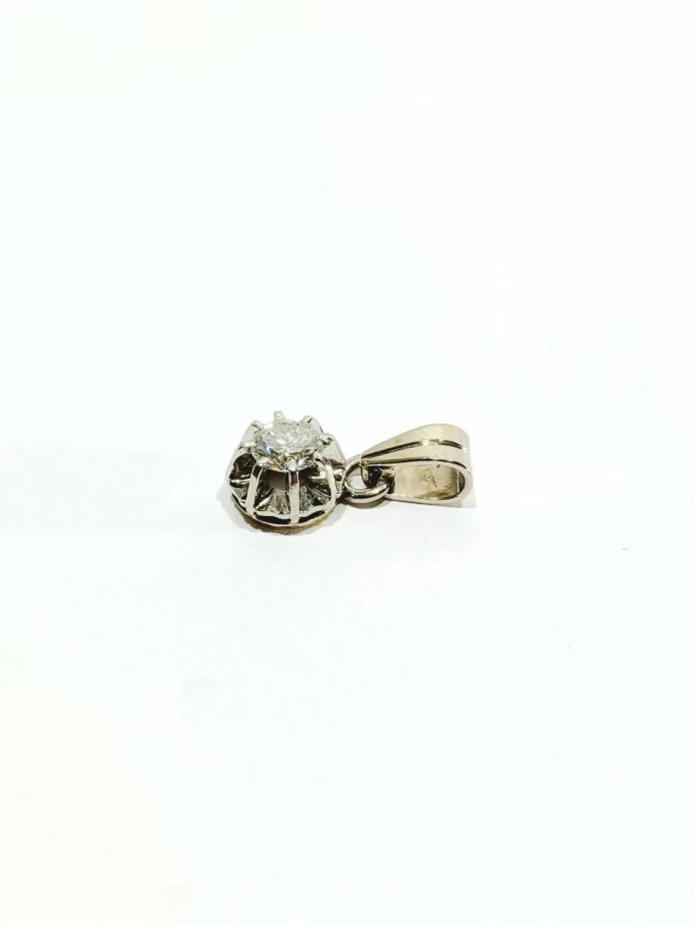 Pendentif or blanc platine et diamant