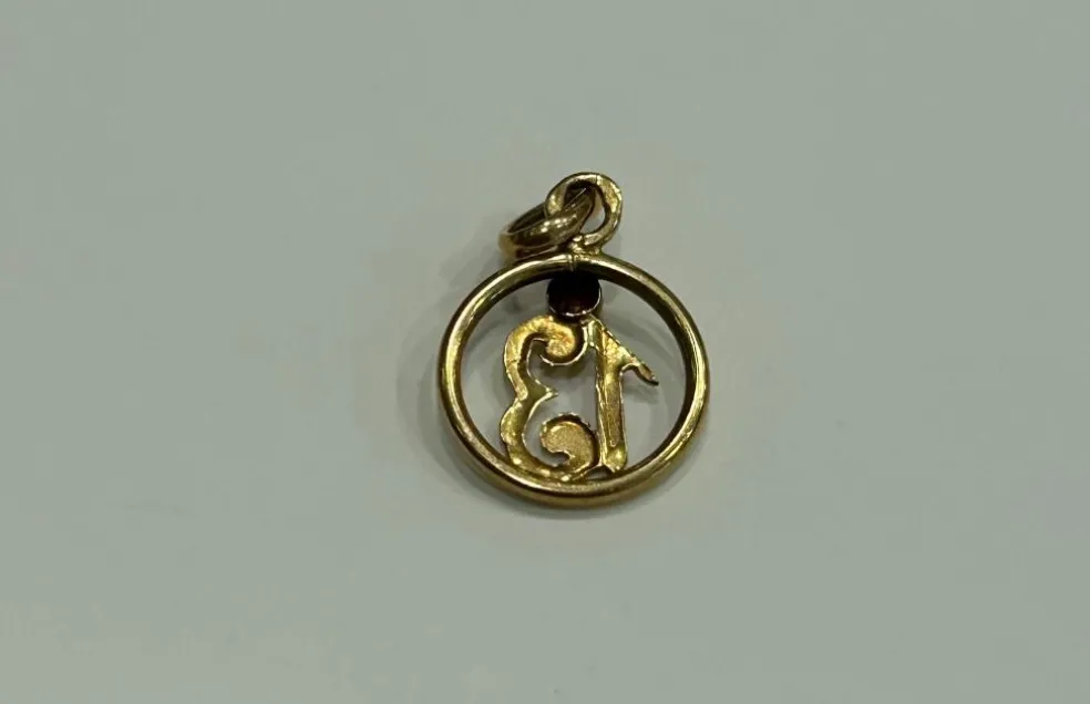 Pendentif or jaune