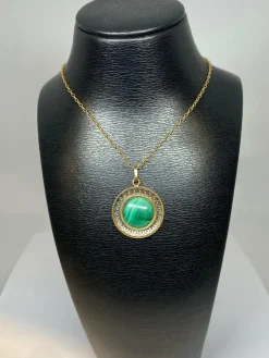 Pendentif Or jaune cabochon de Malachite