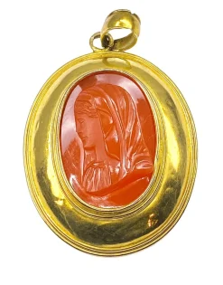 Pendentif Or jaune Camée en cornaline
