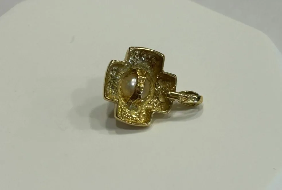 Pendentif or perle de culture