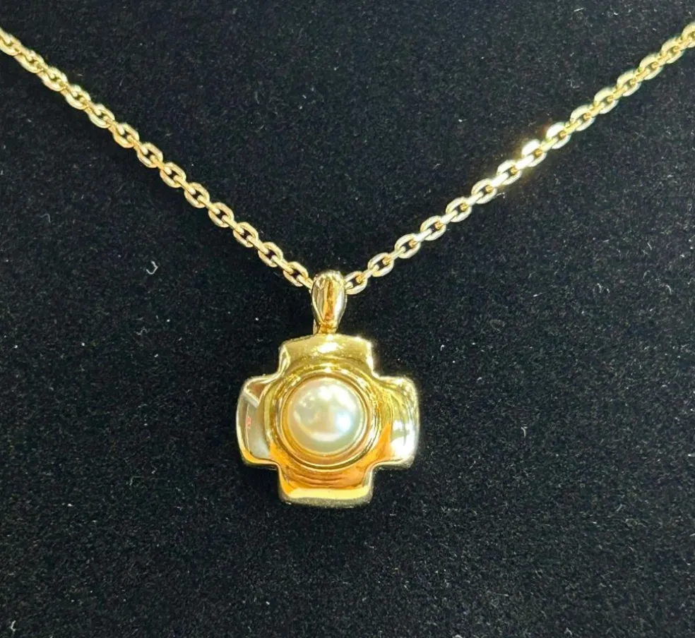 Pendentif or perle de culture