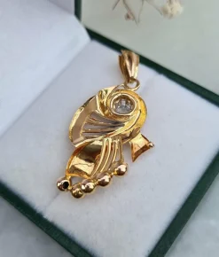 Pendentif Or violonné