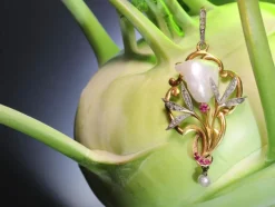 Pendentif perle, diamants, rubis