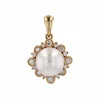 Pendentif perle japonaise et son entourage de diamants brillant