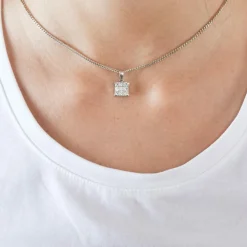 Pendentif Princesse 9 diamants