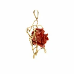 Pendentif rose corail