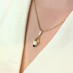 Pendentif Saphir Perle