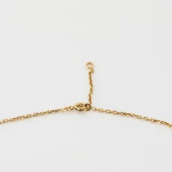 Pendentif souvenir et chaine en or jaune
