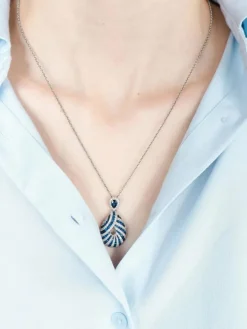 Pendentif sur chaîne Saphirs et Diamants