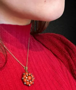 Pendentif étoile corail et diamant