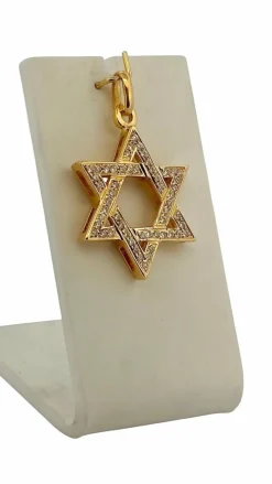 Pendentif étoile de David en or 18 carats et diamants