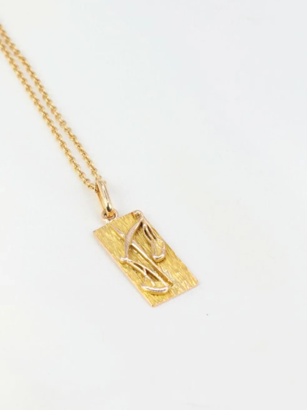 Pendentif vintage en or jaune