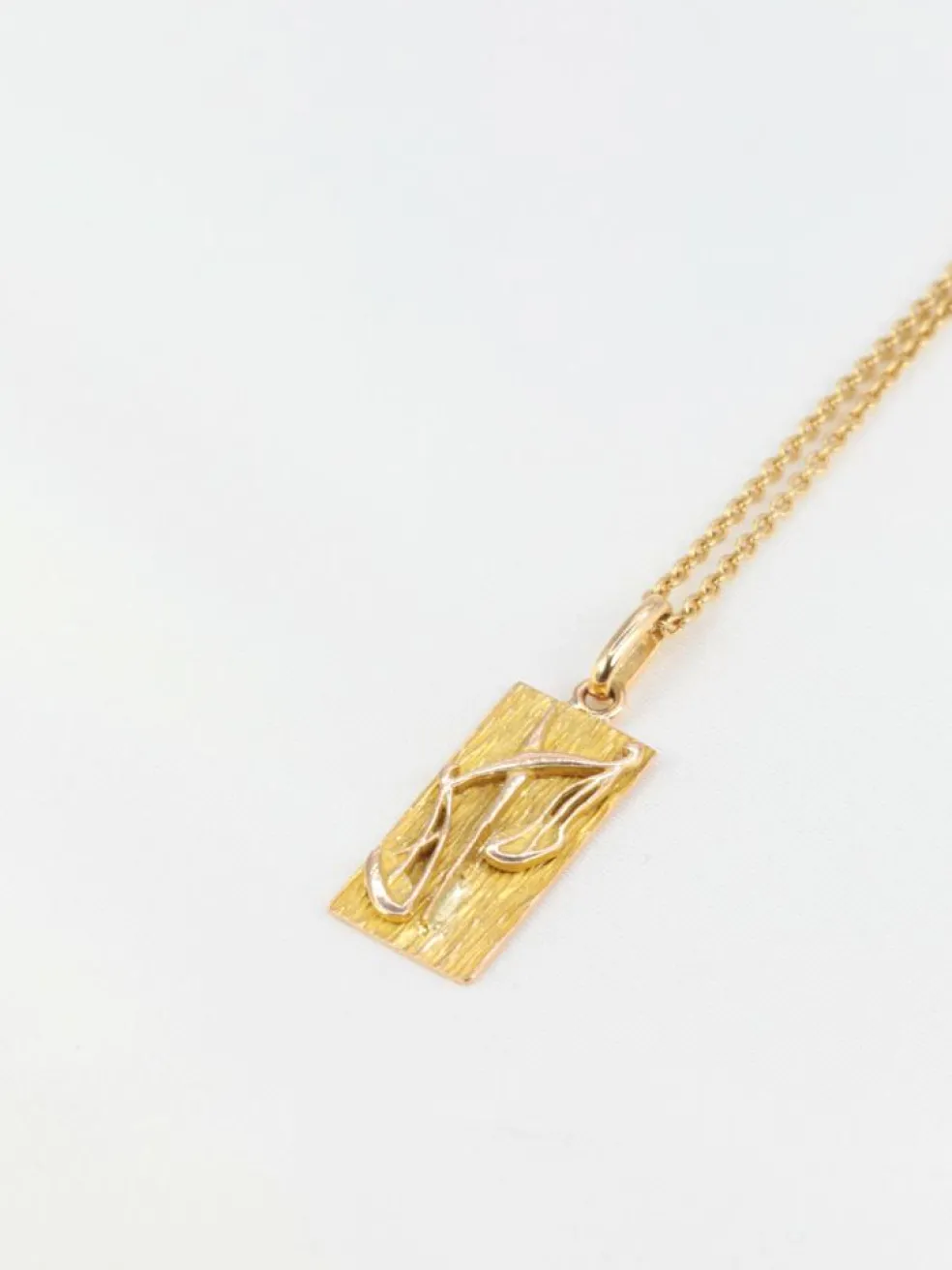Pendentif vintage en or jaune