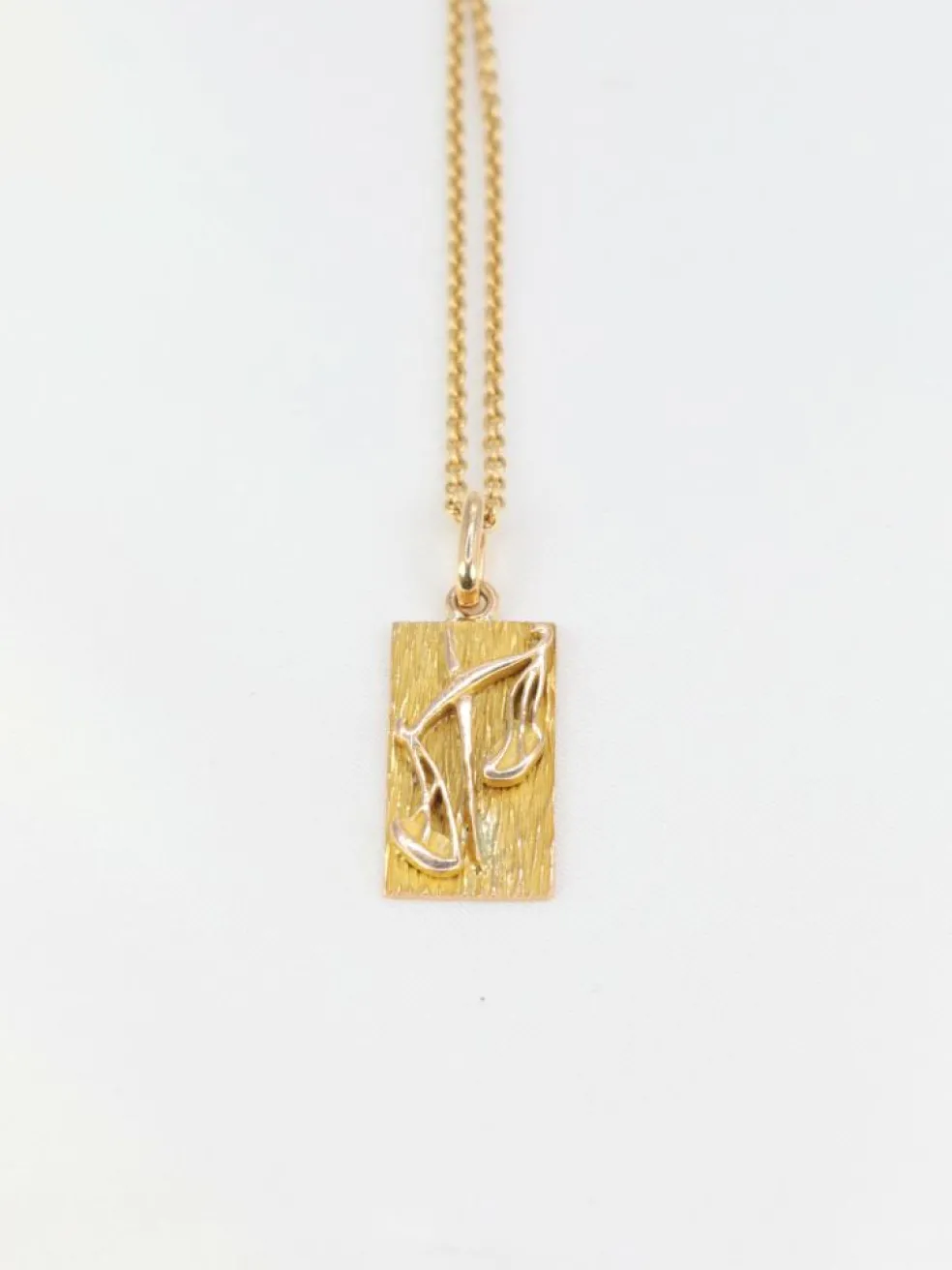 Pendentif vintage en or jaune
