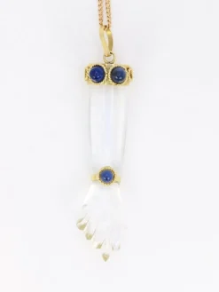 Pendentif vintage Main de Figa or cristal de roche et lapis-lazuli