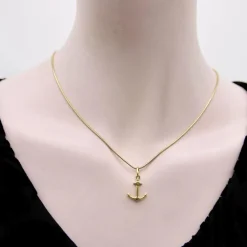 Pendentif/breloque ancre vintage en or 18 carats