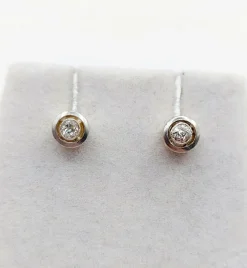 Puces d'oreilles Art Déco or jaune, platine et diamants taille ancienne (circa 1920)