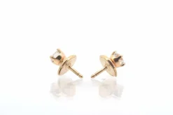 Puces d'oreilles en or jaune et diamants