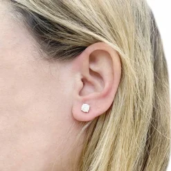 Puces d'oreilles or blanc, diamants.
