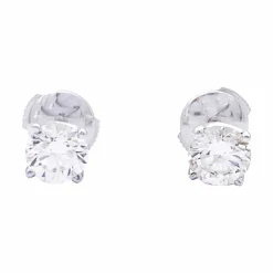 Puces d'oreilles or blanc, diamants.