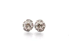 Puces d'oreilles vintage diamants