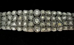 Rare Bracelet manchette époque XVIIIème Or & Argent, Diamants 35 carats