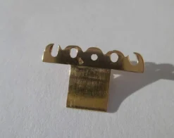 Rare fermoir régional émail or rose XIXe