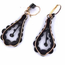 ÈRE VICTORIENNE - BOUCLES D'OREILLES EN OR ET ARGENT - DIAMANTS