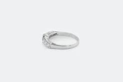 Rivière en or blanc avec diamants