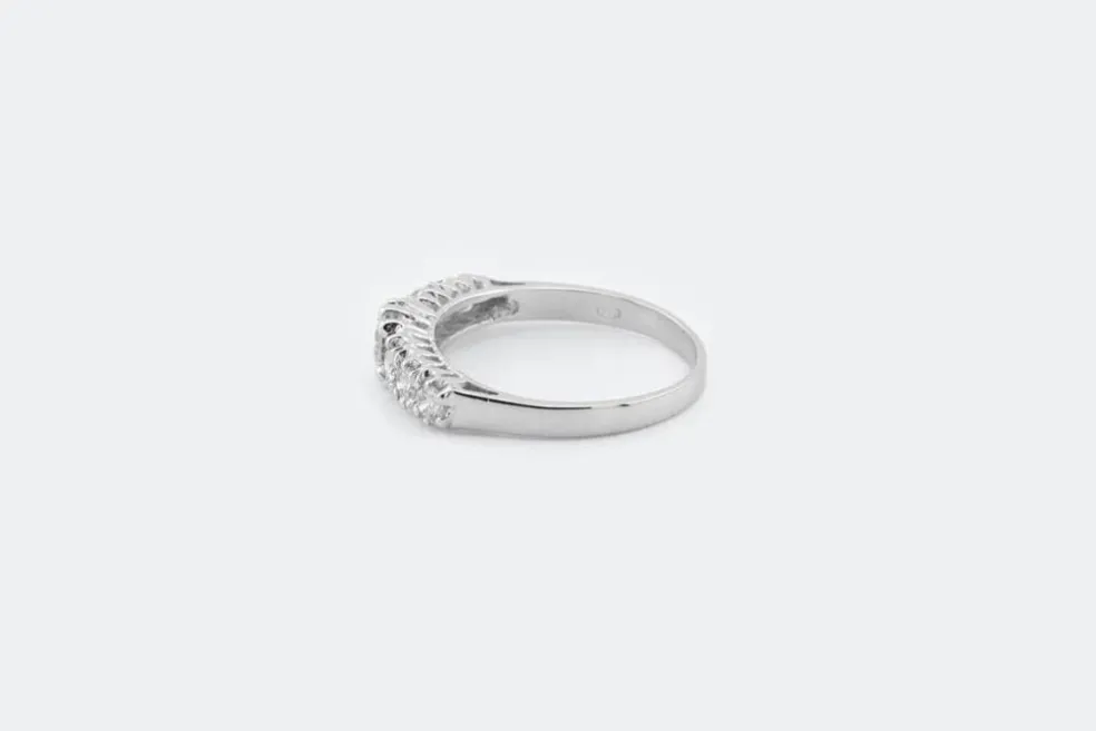 Rivière en or blanc avec diamants