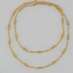 Sautoir ancien en or maillons torsadés