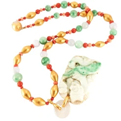 Sautoir en or corail et jade