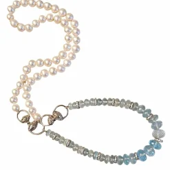 Sautoir en perles naturelles et topazes bleues