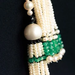Sautoir perles, émeraudes et onyx