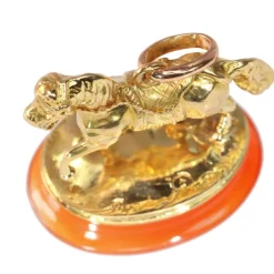 Sceau pendentif cheval en or vintage