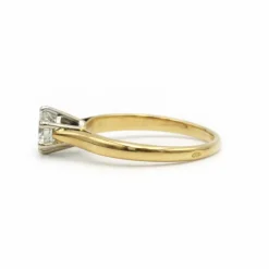 Solitaire - Or jaune et diamant