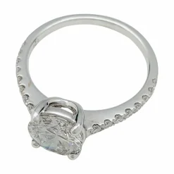 Solitaire accompagné, diamant 1,53 carat.