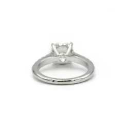 Solitaire accompagné or blanc diamants - 1,51 carat D VS1