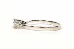 Solitaire contemporain or blanc diamant